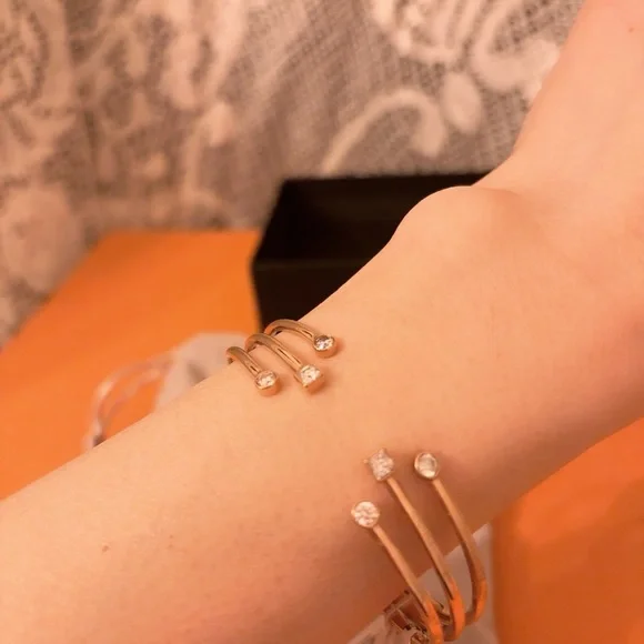 NWT Michael Kors Modern Brilliance Gold Color Cuff Bracelet Crystals - Picture 2 of 14